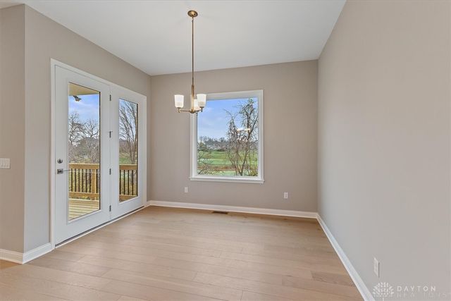 2504 Bent Grass Drive, Beavercreek, OH 45431