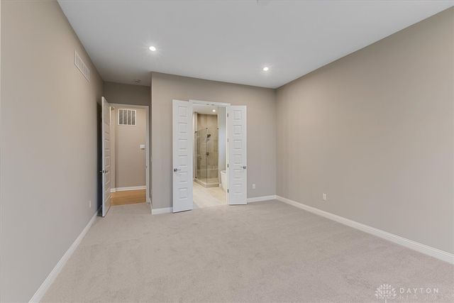 2504 Bent Grass Drive, Beavercreek, OH 45431