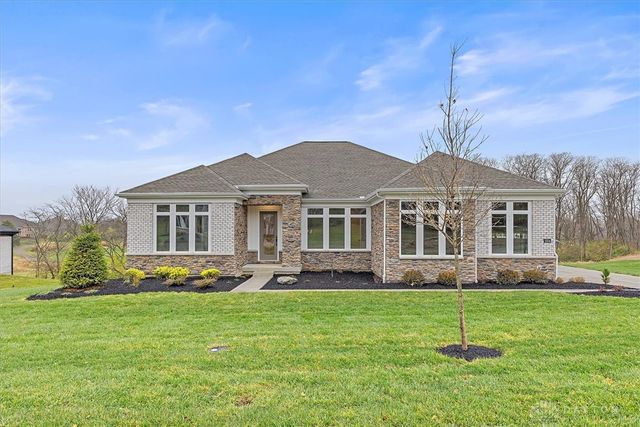 2504 Bent Grass Drive, Beavercreek, OH 45431