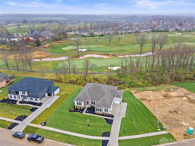 2504 Bent Grass Drive, Beavercreek, OH 45431