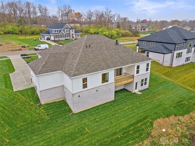 2504 Bent Grass Drive, Beavercreek, OH 45431