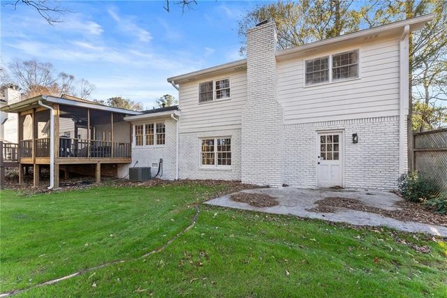 1150 Orchard Way, Roswell, GA 30075