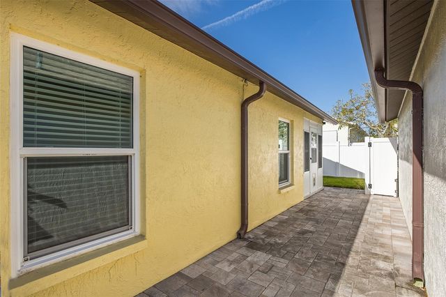 6635 CROSSBOW LANE, New Port Richey, FL 34653