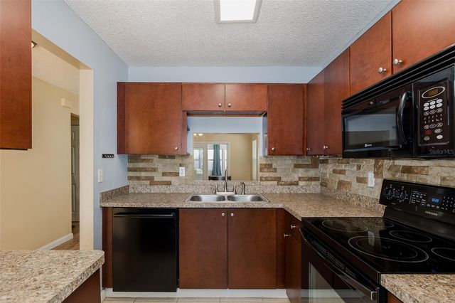 6635 CROSSBOW LANE, New Port Richey, FL 34653