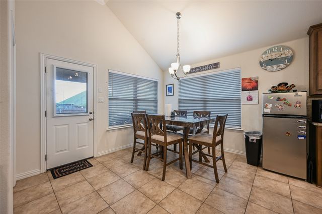 1669 Victoria Drive, Fort Worth, TX 76131