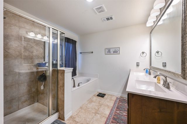 1669 Victoria Drive, Fort Worth, TX 76131