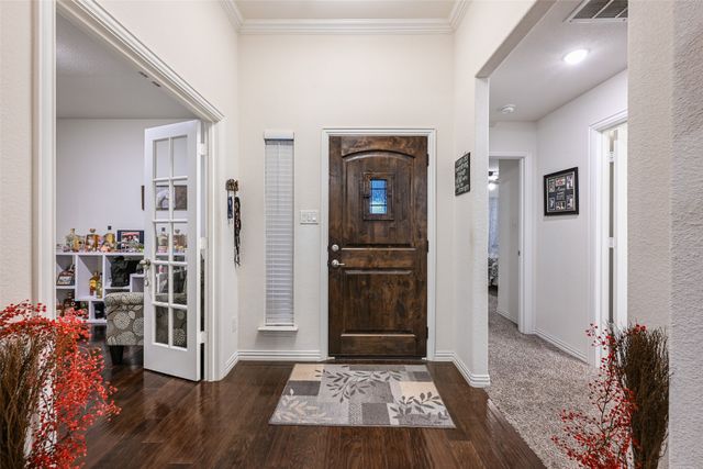 1669 Victoria Drive, Fort Worth, TX 76131
