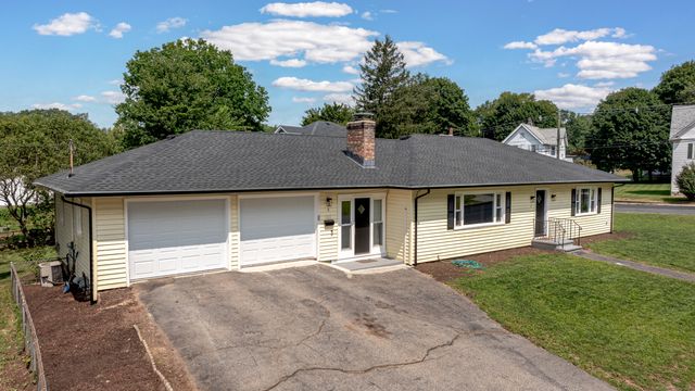 8 Bonnie Lane, Waterbury, CT 06705