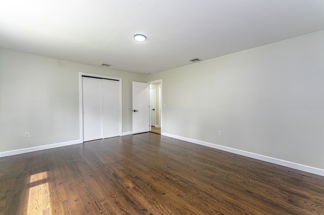 8 Bonnie Lane, Waterbury, CT 06705