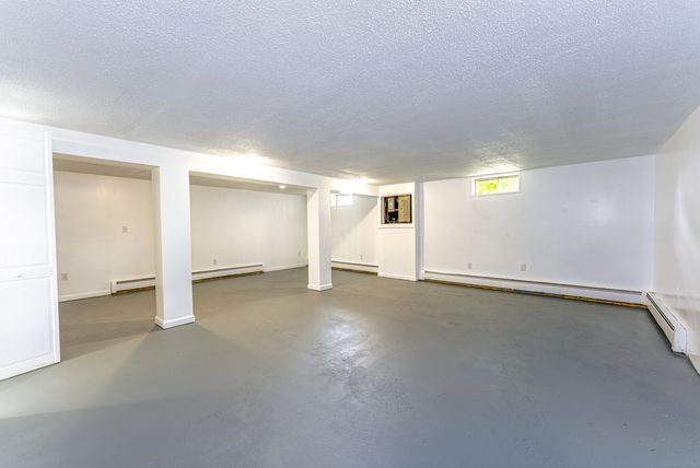 8 Bonnie Lane, Waterbury, CT 06705