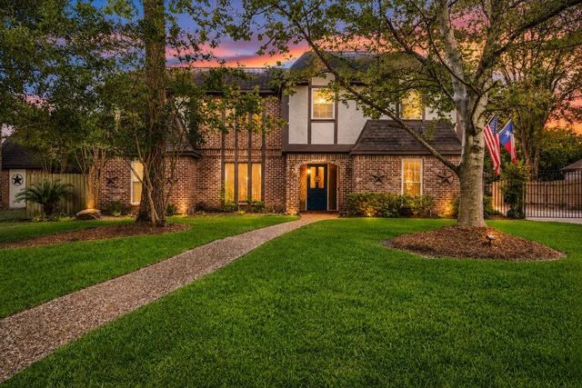6611 Chancellor Drive, Spring, TX 77379