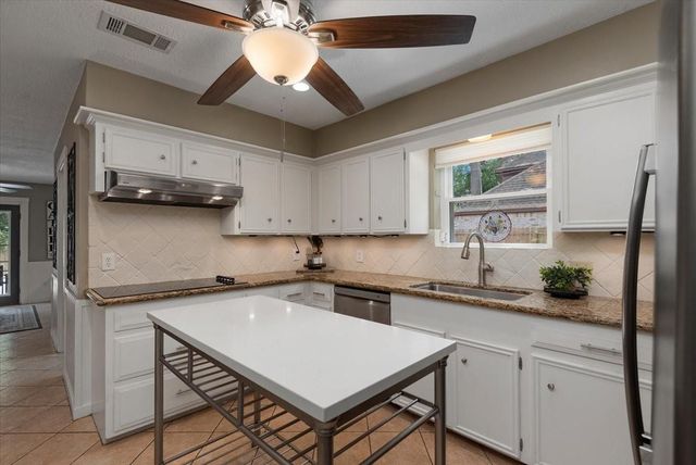 6611 Chancellor Drive, Spring, TX 77379
