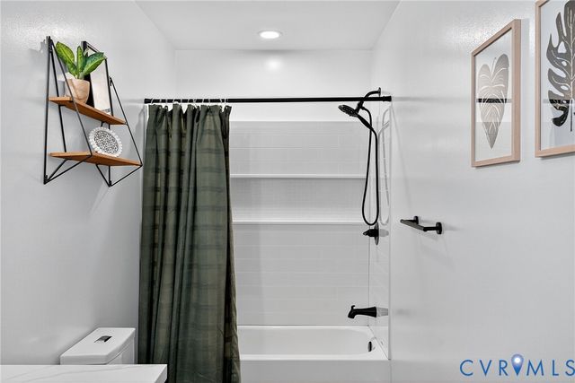 8709 Sheldeb Dr, Chesterfield, VA 23235