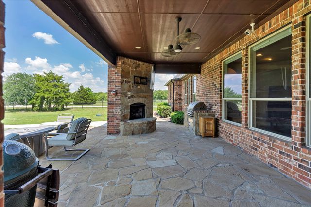 6412 Preferred Drive, Fort Worth, TX 76179