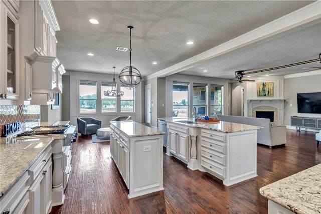 6412 Preferred Drive, Fort Worth, TX 76179