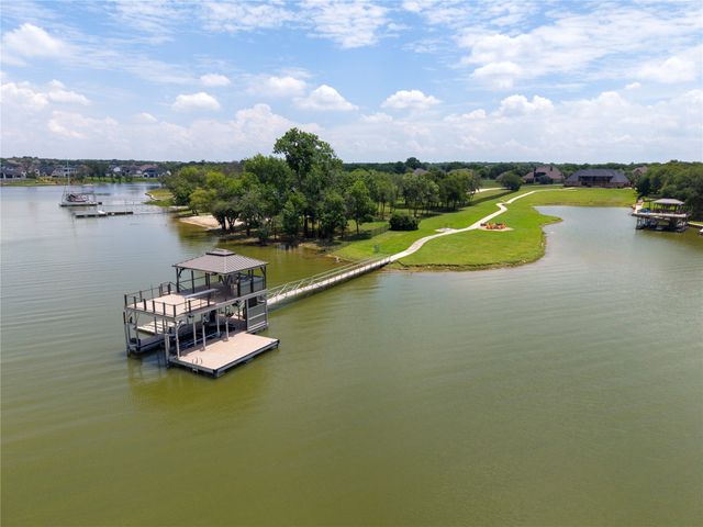 6412 Preferred Drive, Fort Worth, TX 76179