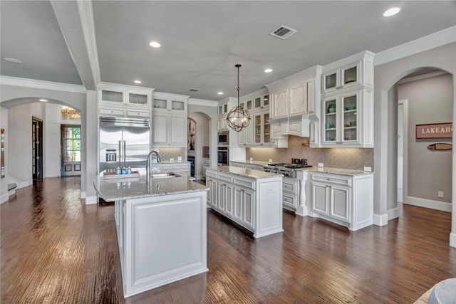 6412 Preferred Drive, Fort Worth, TX 76179