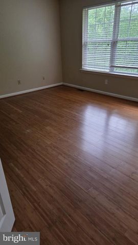 9121 WOODLAND WAY N, Owings, MD 20736