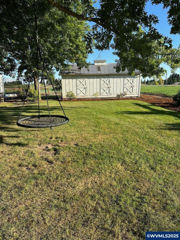 6944 Lakeside Dr NE, Salem, OR 97305