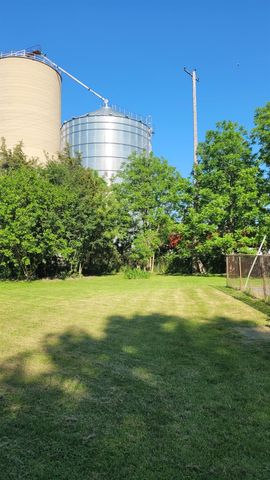 1013 Oak Street, Lennon, MI 48449