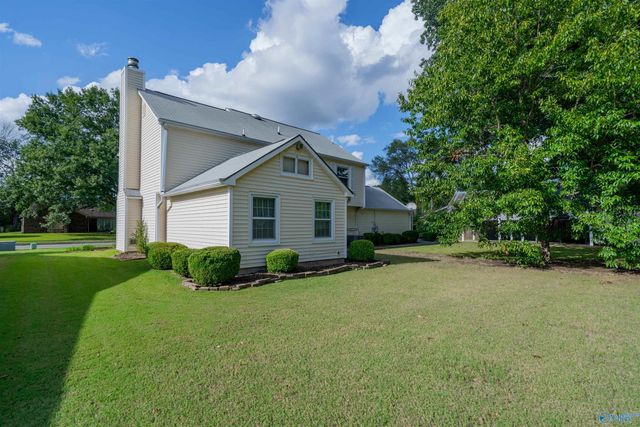 1906 Spanish Oaks Drive, Huntsville, AL 35803