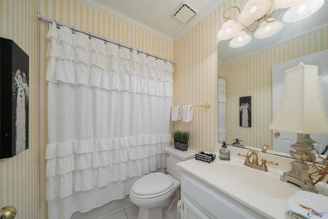 1906 Spanish Oaks Drive, Huntsville, AL 35803