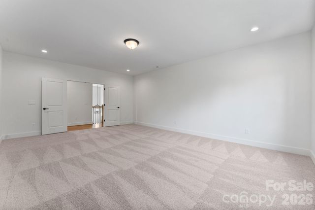 80 42nd Avenue Drive NW, Hickory, NC 28601