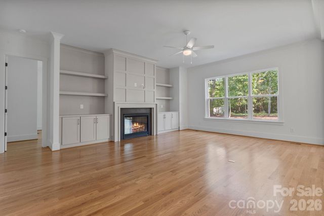 80 42nd Avenue Drive NW, Hickory, NC 28601