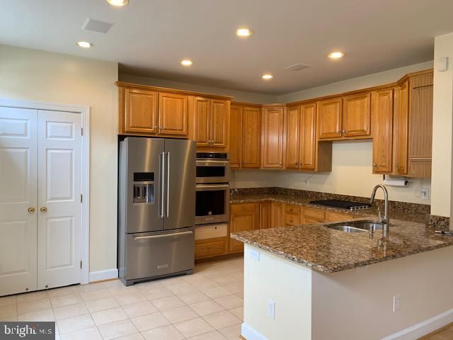 1807 FAWNCREST CT, Vienna, VA 22182