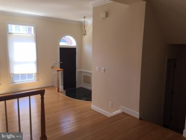 1807 FAWNCREST CT, Vienna, VA 22182