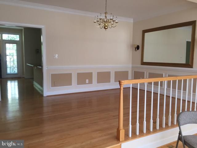 1807 FAWNCREST CT, Vienna, VA 22182