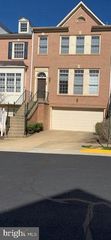 1807 FAWNCREST CT, Vienna, VA 22182