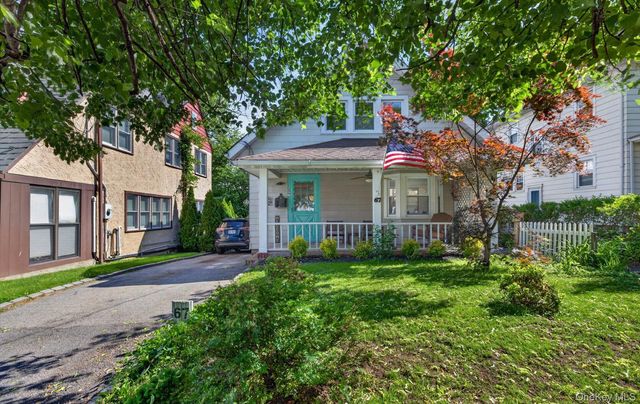 67 Nassau Road, Great Neck, NY 11021