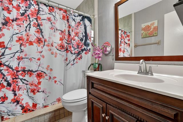 3166 SW 22nd Ter, Miami, FL 33145