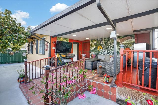 3166 SW 22nd Ter, Miami, FL 33145