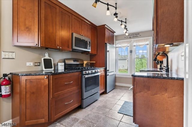 124 Golf Ave, South Plainfield Boro, NJ 07080