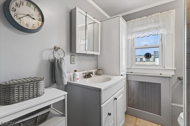 124 Golf Ave, South Plainfield Boro, NJ 07080