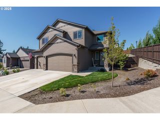 1401 W 16TH Cir, La Center, WA 98629