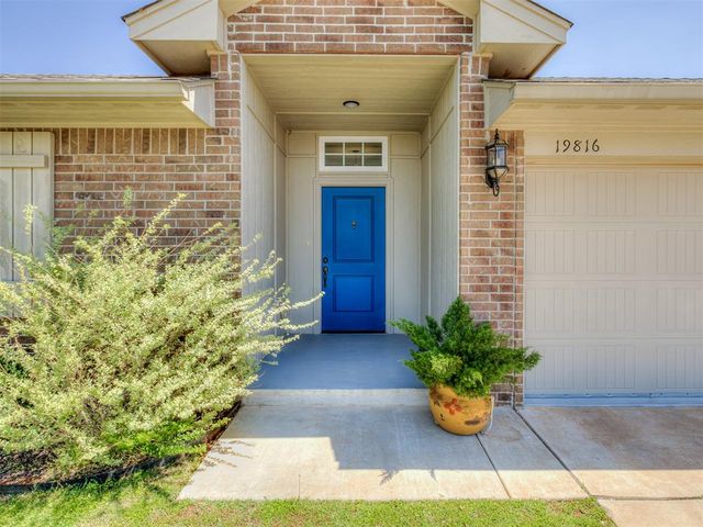 19816 Barrister Circle, Edmond, OK 73012