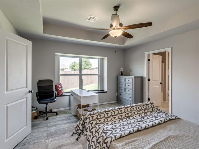 19816 Barrister Circle, Edmond, OK 73012