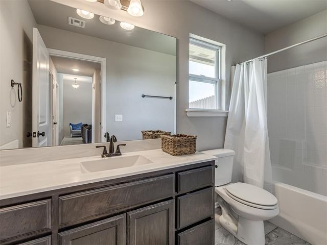 19816 Barrister Circle, Edmond, OK 73012