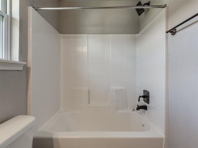 19816 Barrister Circle, Edmond, OK 73012
