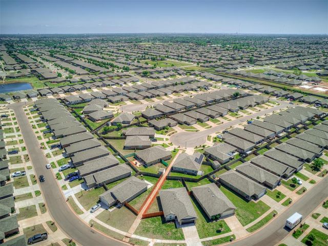 19816 Barrister Circle, Edmond, OK 73012