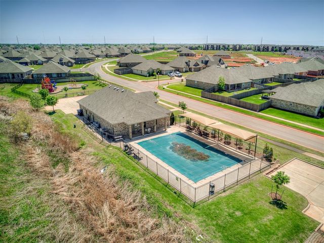 19816 Barrister Circle, Edmond, OK 73012