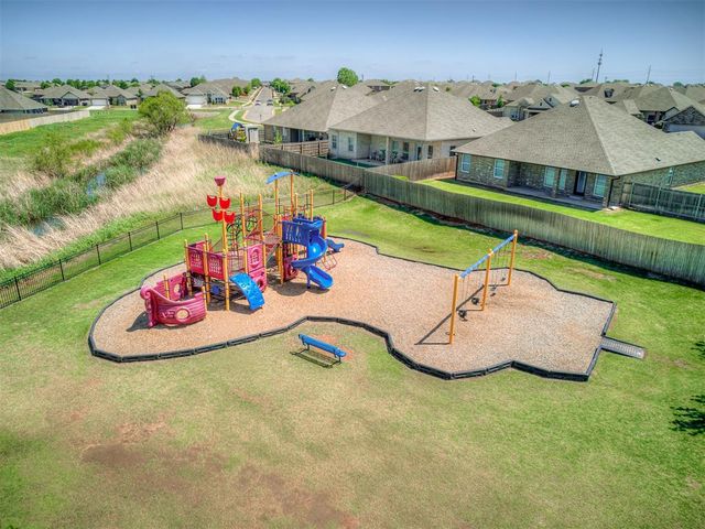 19816 Barrister Circle, Edmond, OK 73012