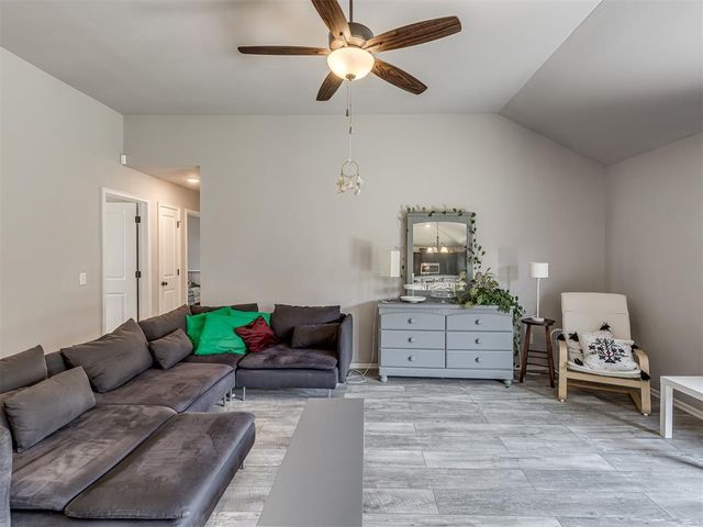 19816 Barrister Circle, Edmond, OK 73012