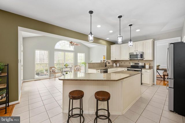 30 NUGENT DR, Stafford, VA 22554