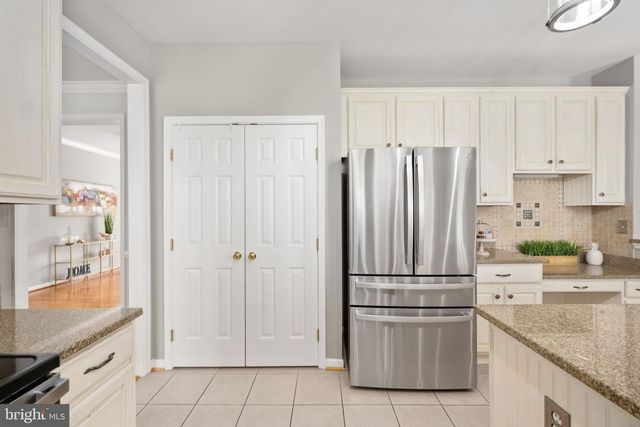 30 NUGENT DR, Stafford, VA 22554