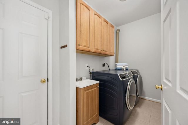 30 NUGENT DR, Stafford, VA 22554