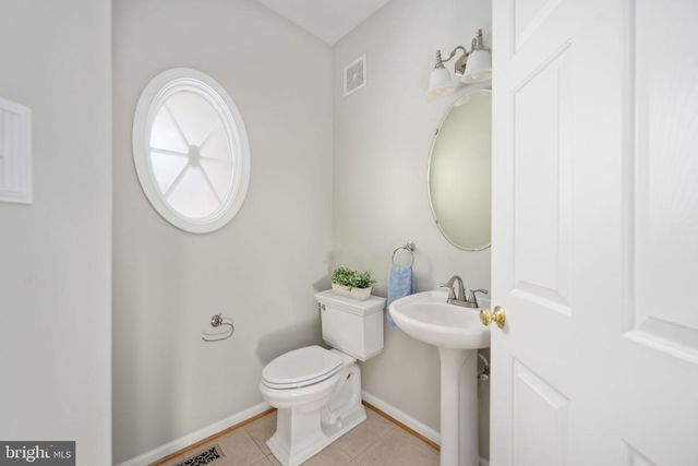 30 NUGENT DR, Stafford, VA 22554